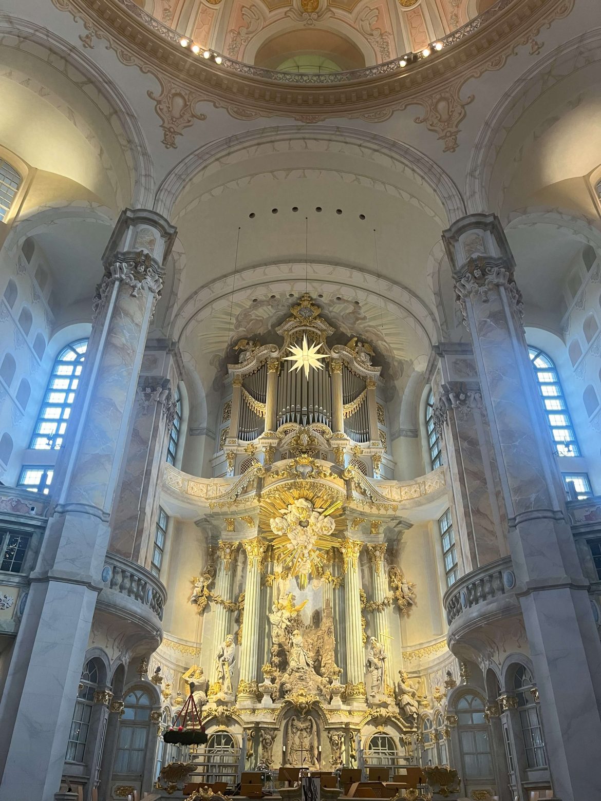 Dresden Gezi Rehberi Frauenkirche Icerisi Gezilecek Yerler Filgezi