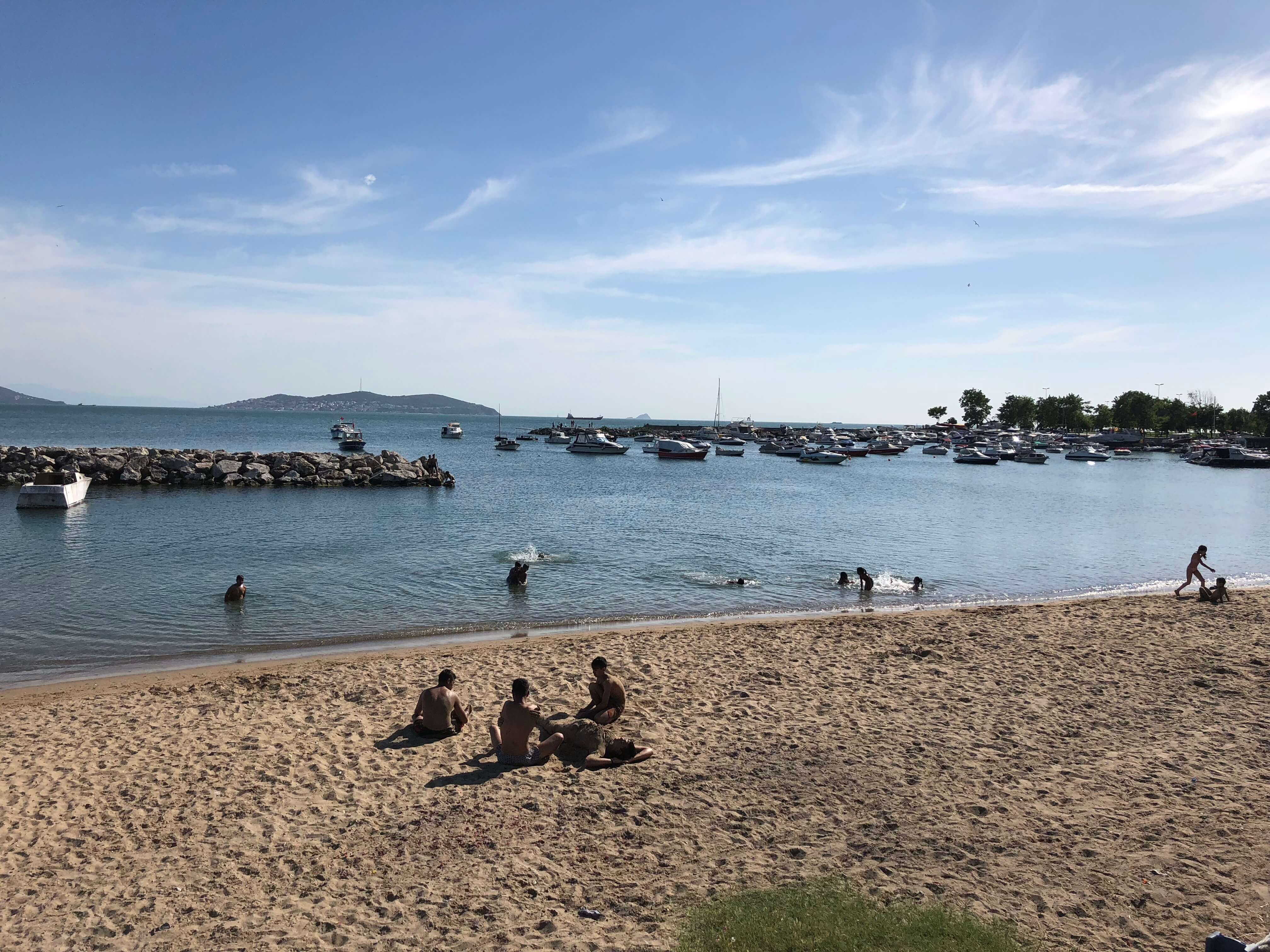 en güzel istanbul plajları - suadiye plajı